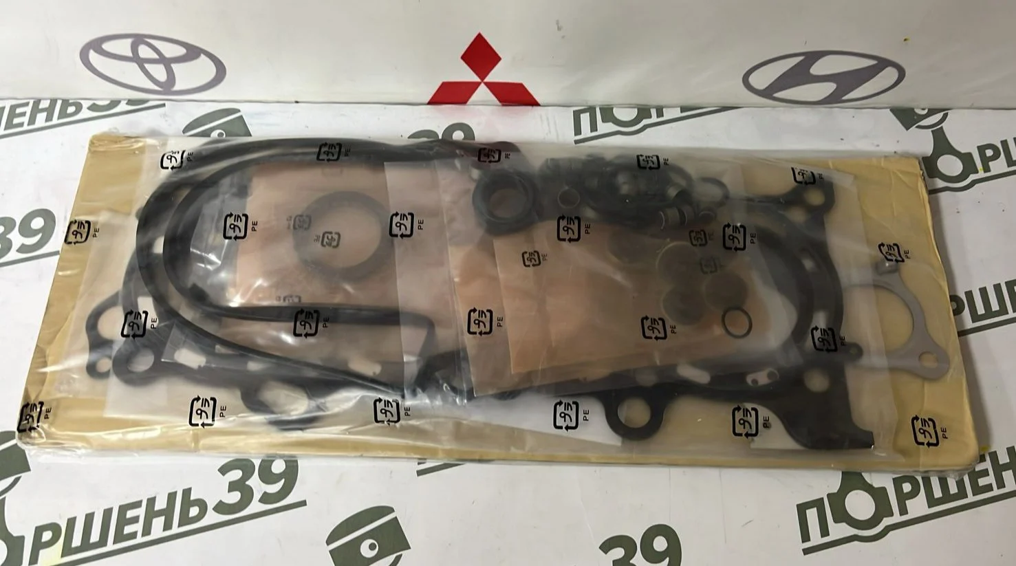 Ремкомплект прокладок двигателя HONDA ACCORD 7 K24A 06110-RAD-A01