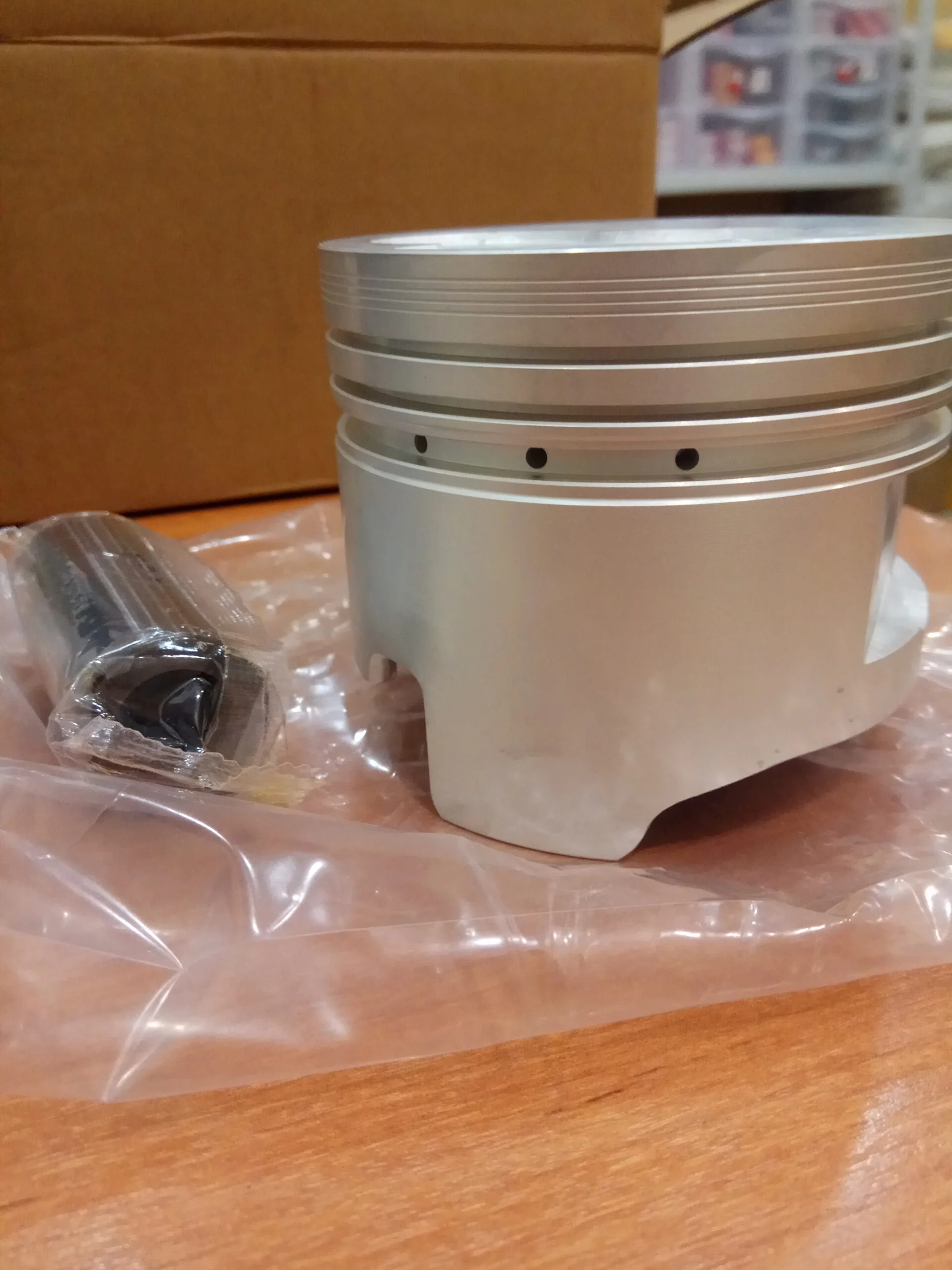 Поршень двигателя 2C 2CT(E) Toyota 13101-64120