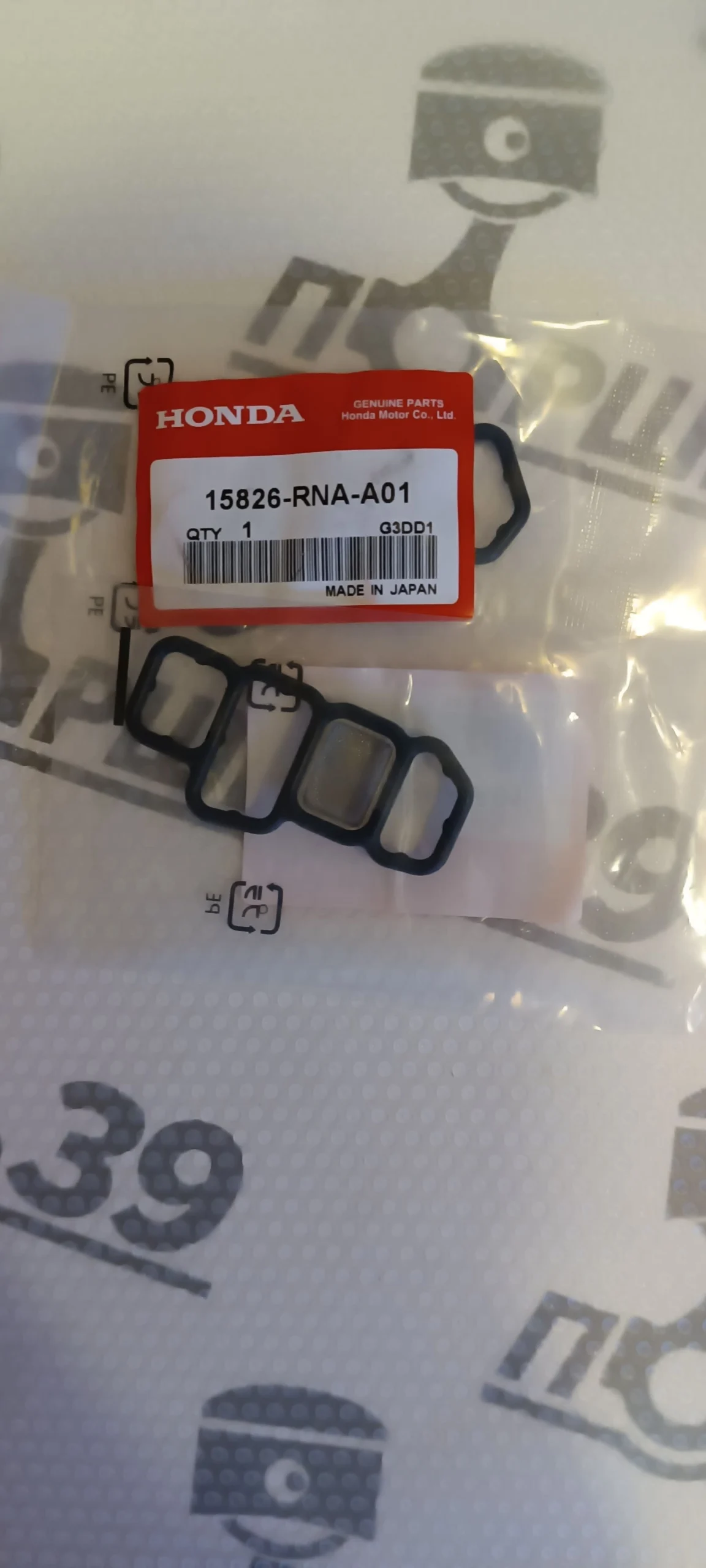 Фильтр клапана (сеточка VTEC масляного клапана) HONDA K24Z3 K24Z4 R18A2 R20A2 15826-RNA-A01