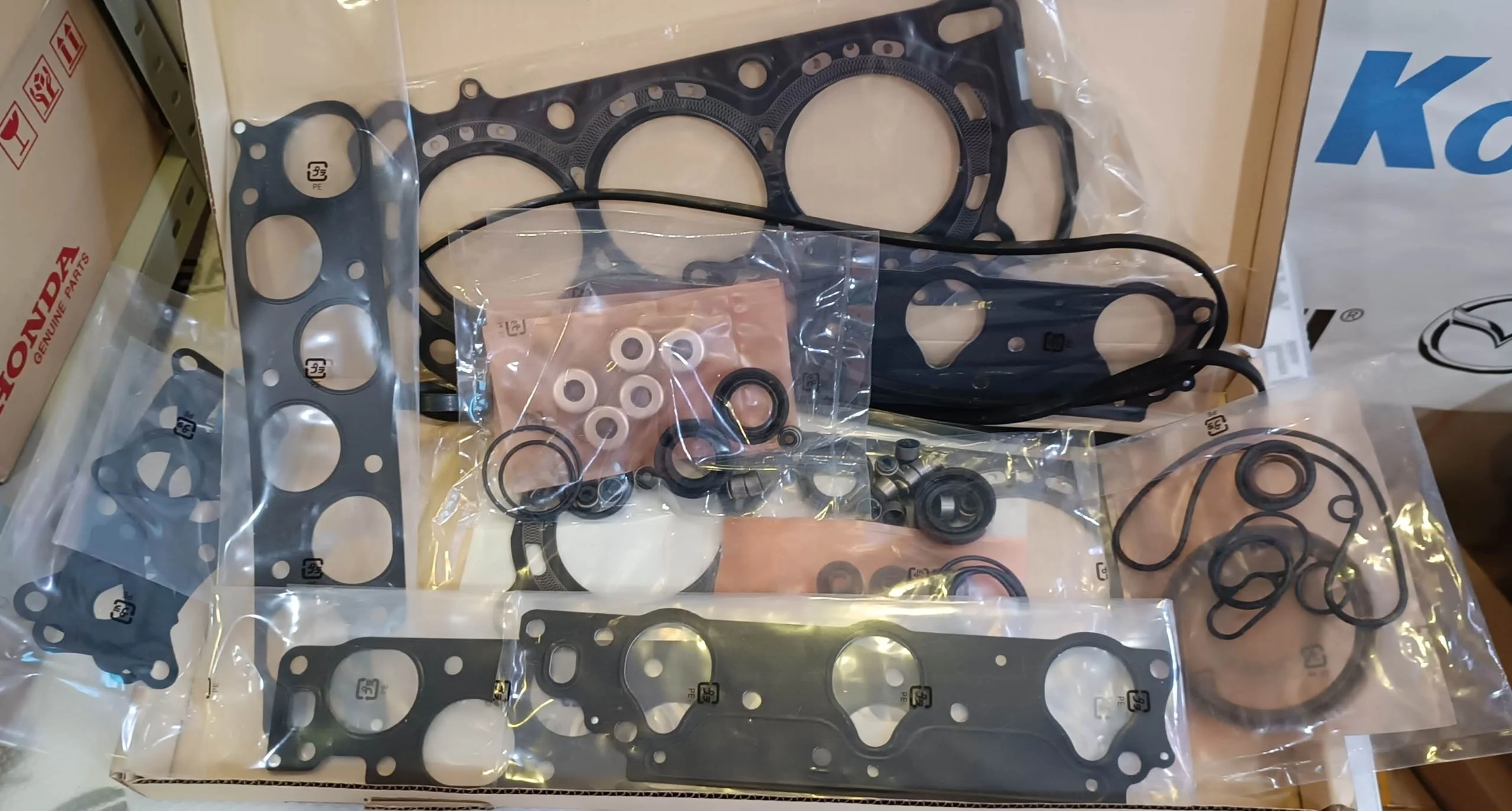 Ремкомплект прокладок Honda J25A J30A J32A 06110-P8A-A01