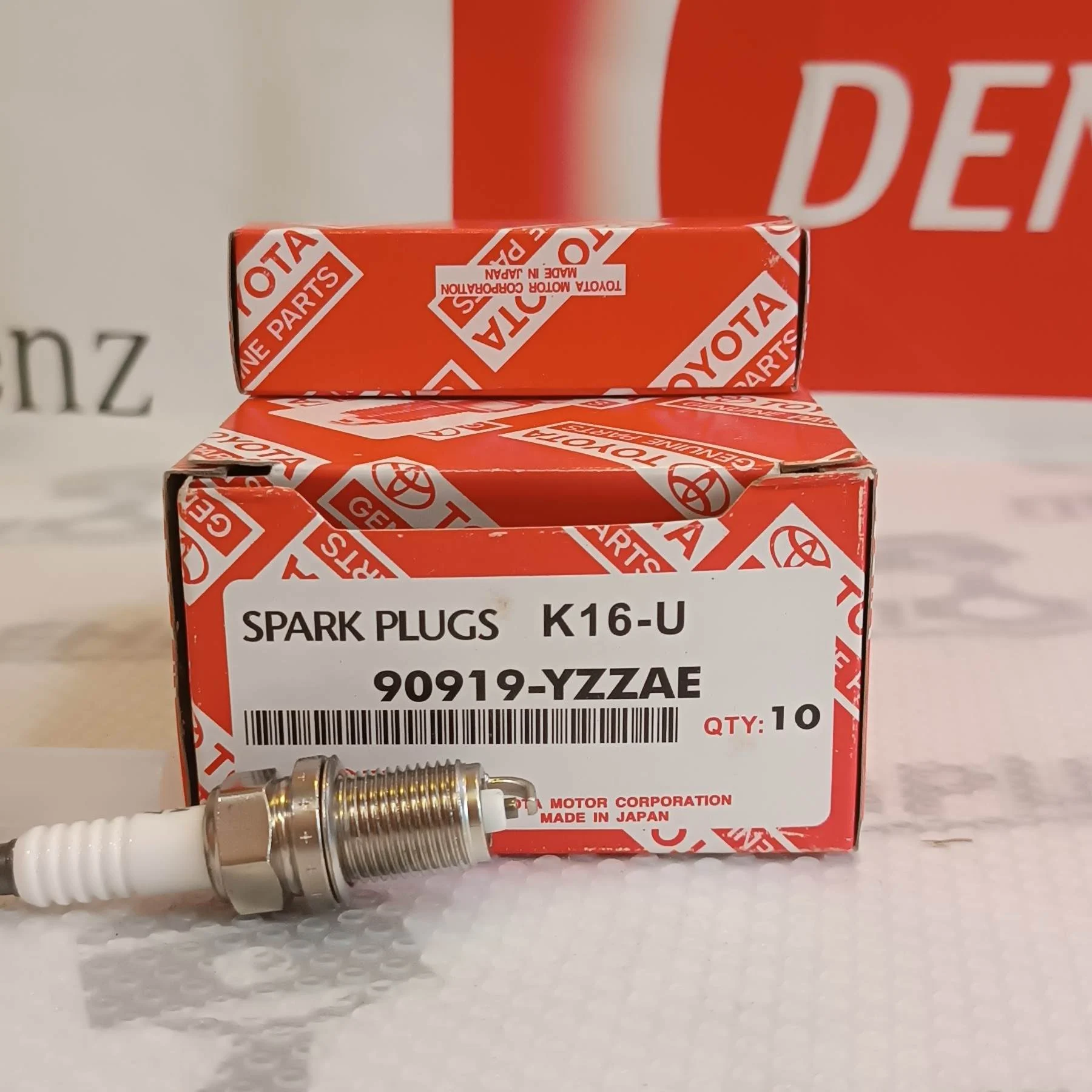 Свечи зажигания Toyota 90919-YZZAE K16-U