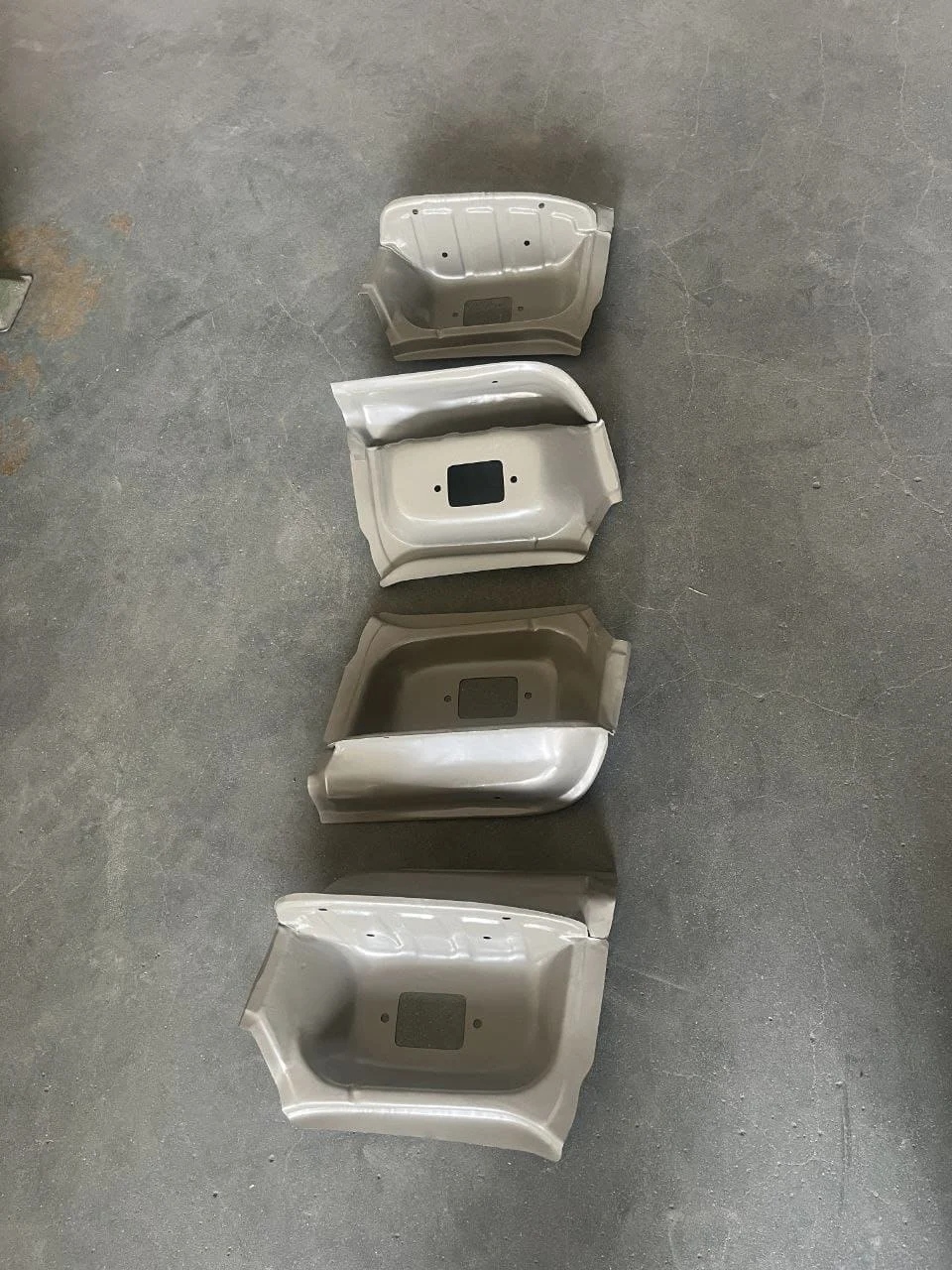 Порог передняя левая Toyota HIACE REGIUS 61414-26010 61414-95J01